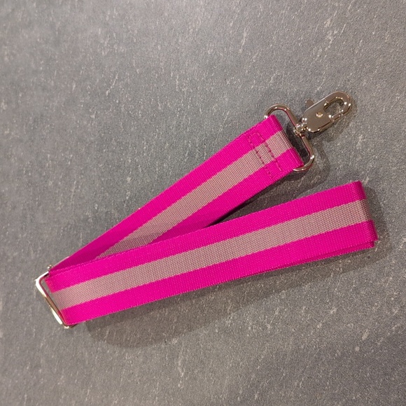 NWOT Stella & Dot Hot Pink Adjustable Strap With Gold Hardware *Retired* - Picture 3 of 3